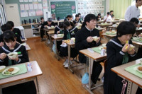 1128_給食準備８