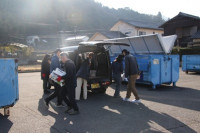 0214_資源ごみ回収４